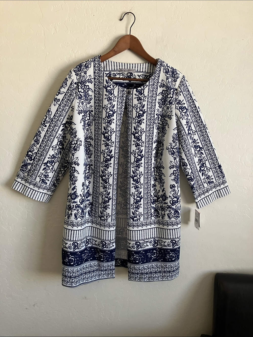 Womens 16W Topper Jacket Blue Ivory Floral Textured Longline 3/4 Sleeve NEW